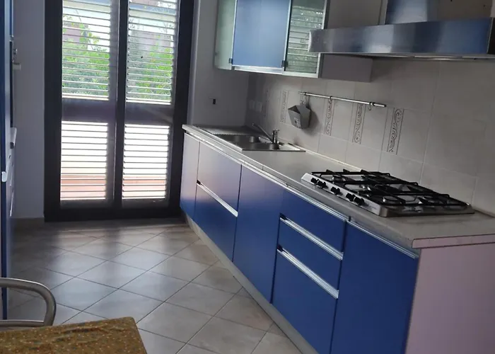 Mare Azzurro شقة لوكري